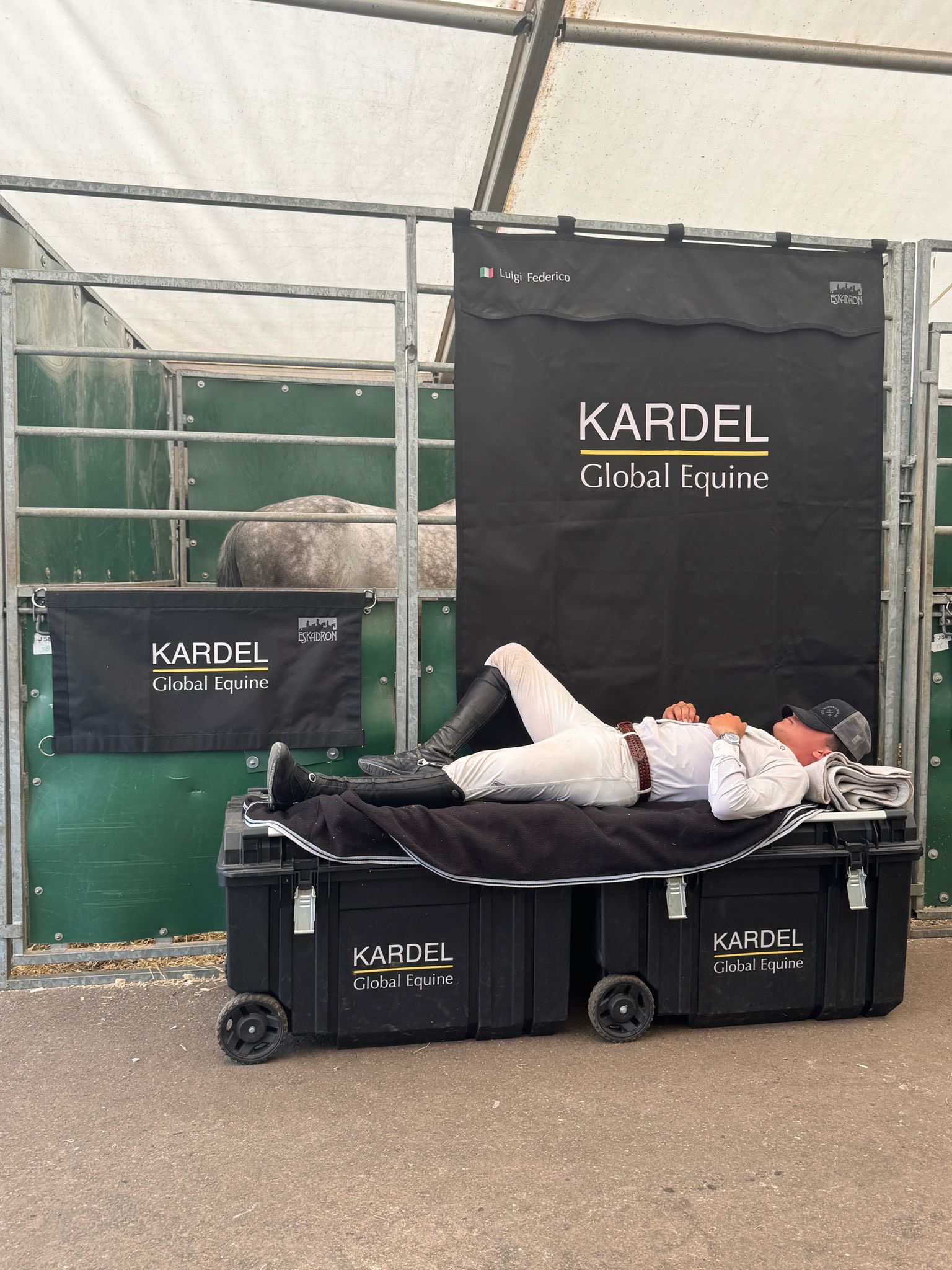 Eskdron Stable Curtain Regular - Including Custom Design