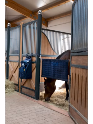 Eskadron Stable Guard Quilt