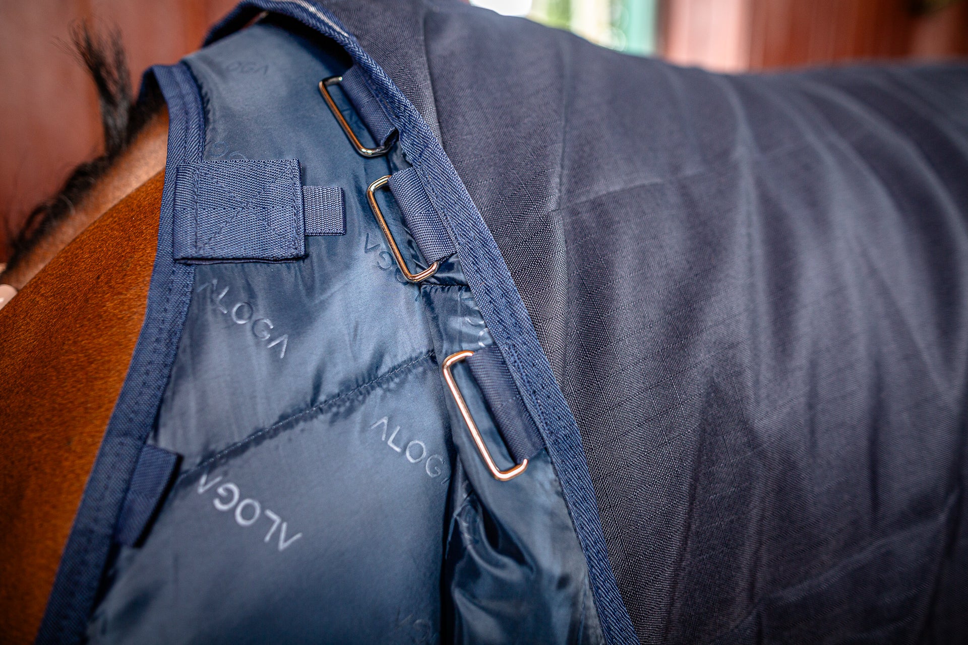 Aloga Liner 350G - Including Custom Embroidery