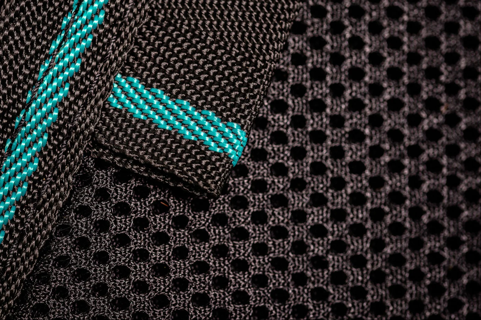 Aloga Pro Mesh Cooler Blanket - Including Custom Embroidery