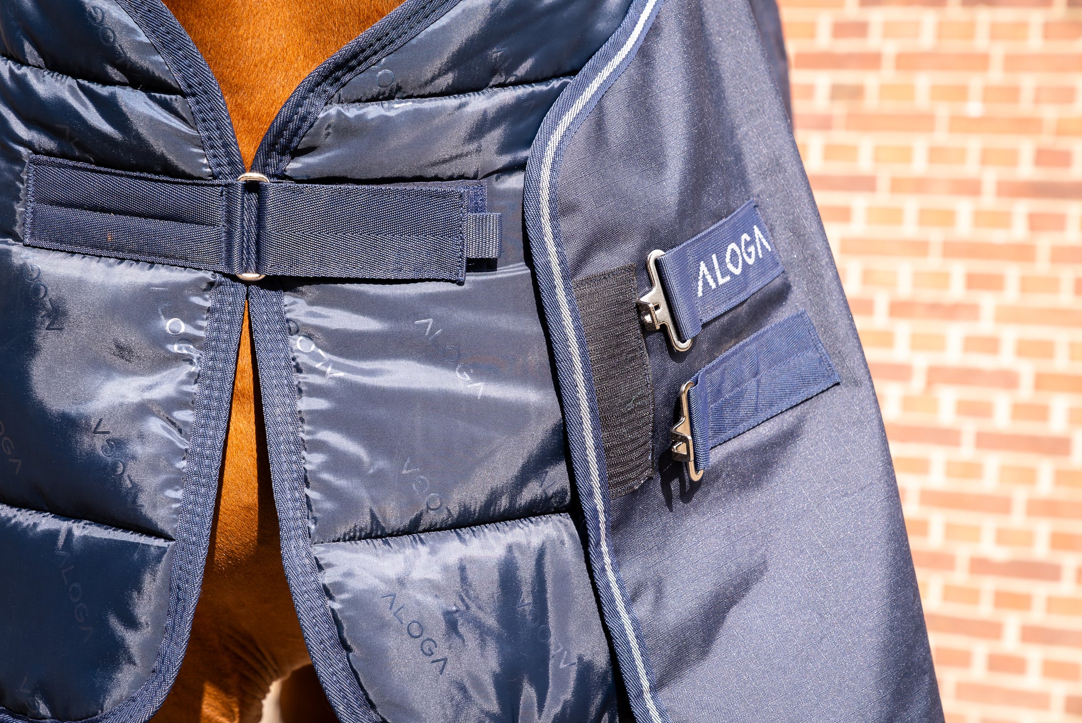 Aloga Liner 200G - Including Custom Embroidery